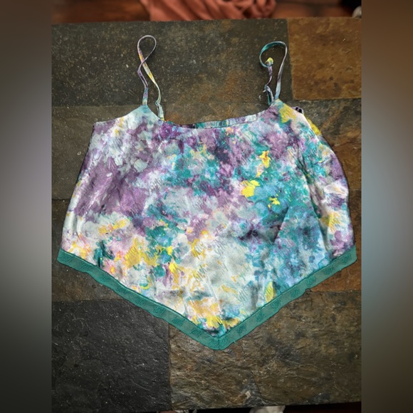 Yitty Tank top - Picture 1 of 7